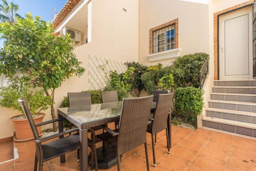 Townhouse Playa Flamenca Exterior photo